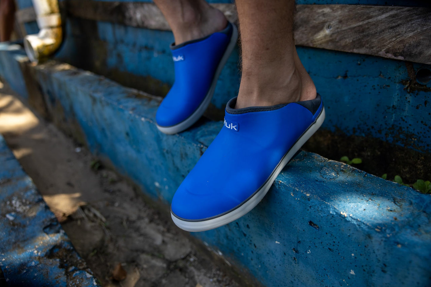 HUK - Mens Rogue Wave Waterproof Fishing & Outdoor Shoes for Men, Neoprene Lining, Non-Marking Rubber Outsole, Superior Traction, Comfortable EVA Footbed, Grey, 8