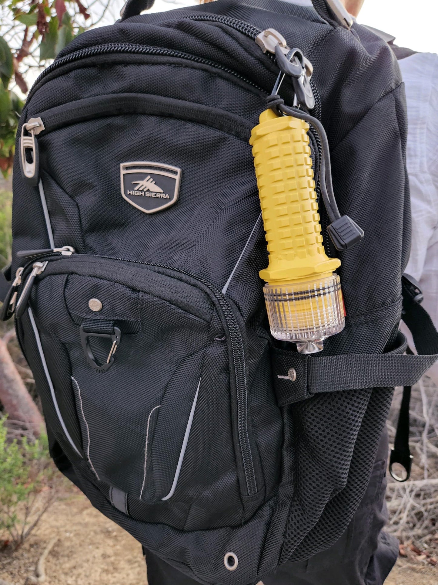 Sirius Signal C-1004 SOS LED Distress Signal - White & Infrared, USCG Approved, Includes Display Mount, Storage Mount, Daytime Flag & Whistle